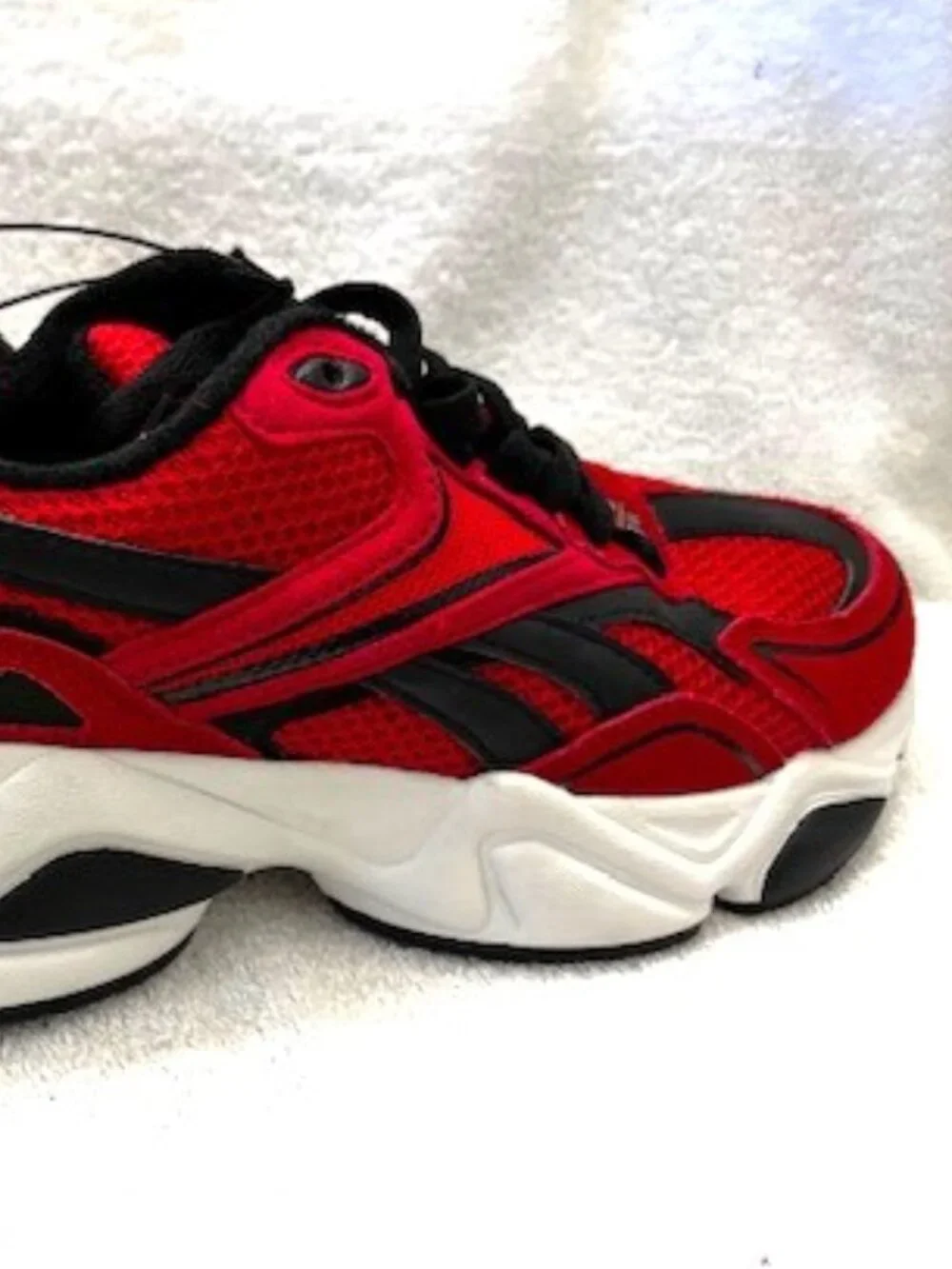 Reebok charge run